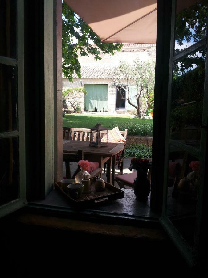 Chambres De Charme Chez L'Habitant Baillargues Esterno foto